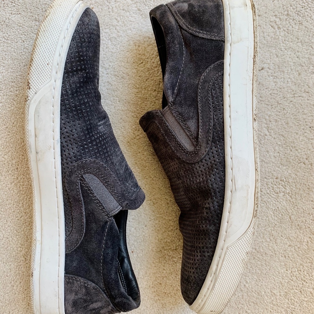 Vince 8.5M men’s suede slip on sneakers